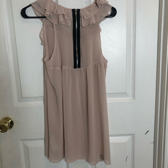 neu look - Picture 4 of 4